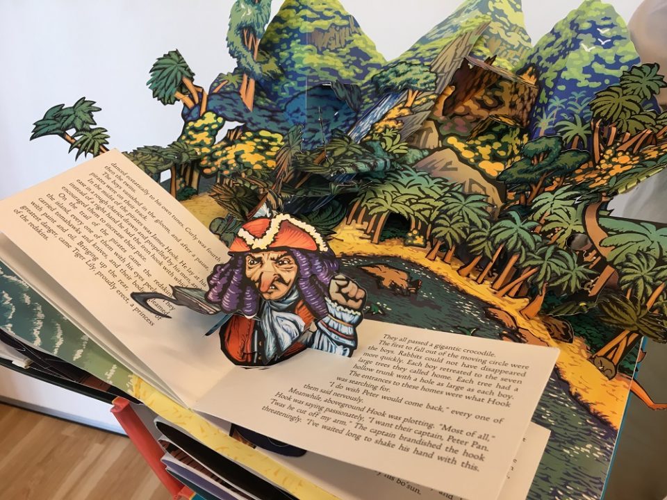 外国の立体絵本の展示&販売