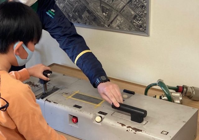 京葉線の車両部品展示コーナー