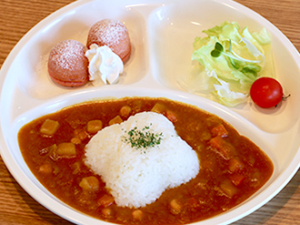 お子様カレーの写真