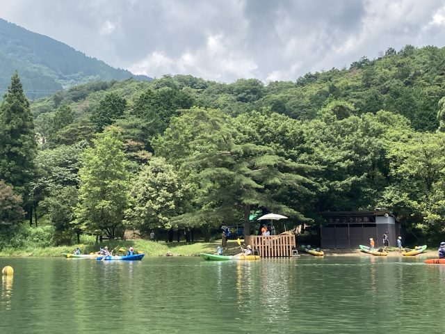 家庭の日応援プロジェクト7月～カヤック体験～